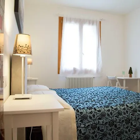 Bed Portavenezia Panzió Padova