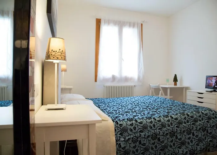 Bed Portavenezia Panzió Padova